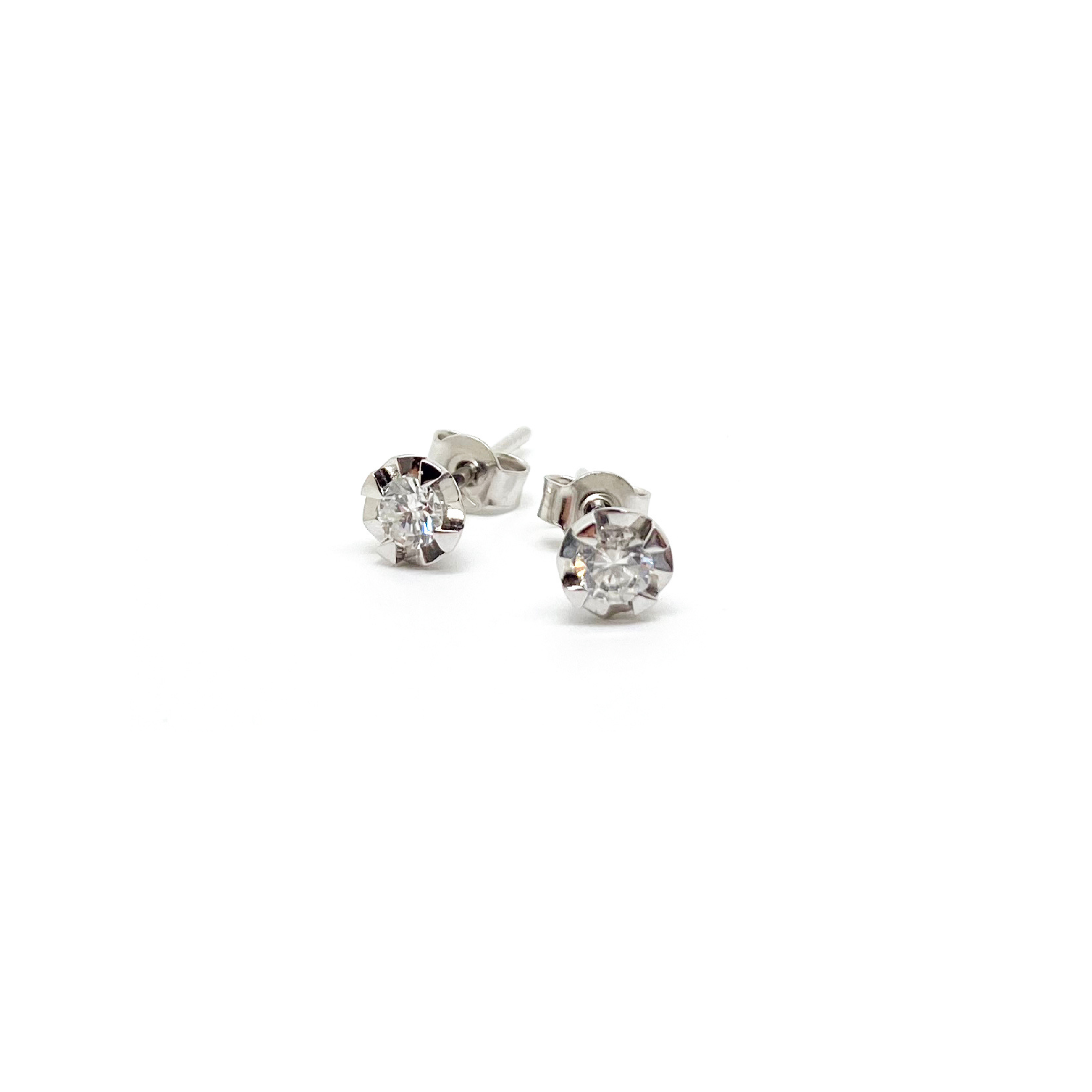 Diamond Stud Earring